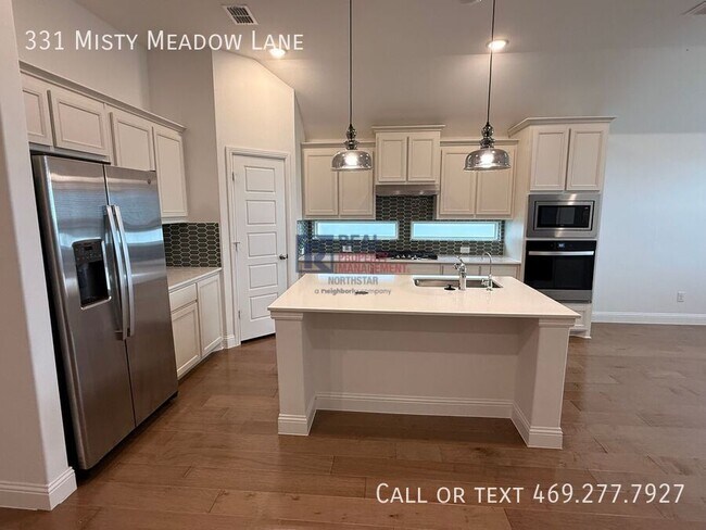 Building Photo - 331 Misty Mdw Ln