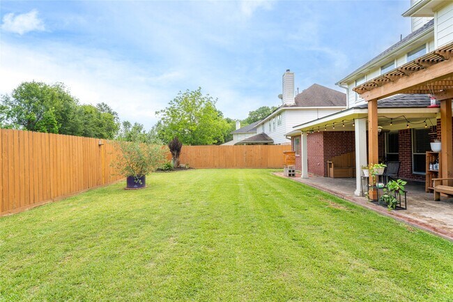 Building Photo - 2309 Orleans Ln