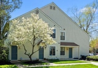 Building Photo - 190 Collin Ct