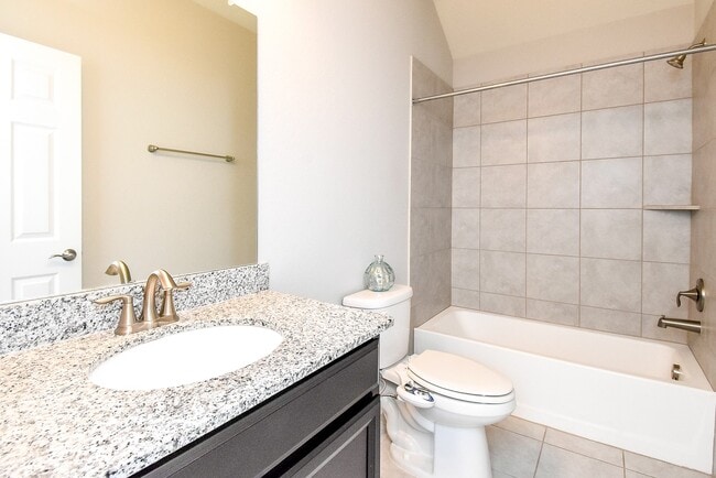 Building Photo - 24918 Meadowthorn Crest Ln