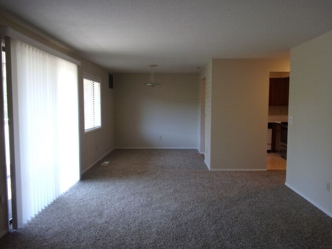 Building Photo - 2500 NW Princess St