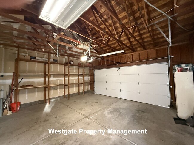 Building Photo - 1613 Perseus Ct