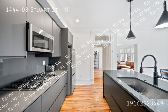 Building Photo - 1444-03 Stuart St-M