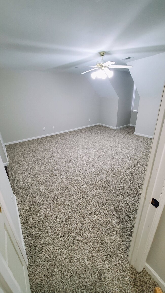 Building Photo - 1126 Lenny Ln