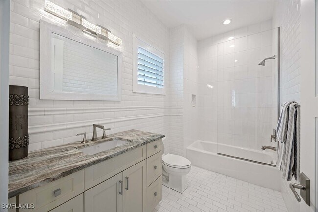 Building Photo - 9171 Mercato Ln
