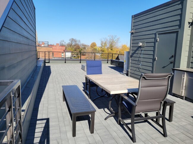 Building Photo - Experience Historic Germantown: Spacious 3-Bedroom Home with Rooftop overlooking Nashville!