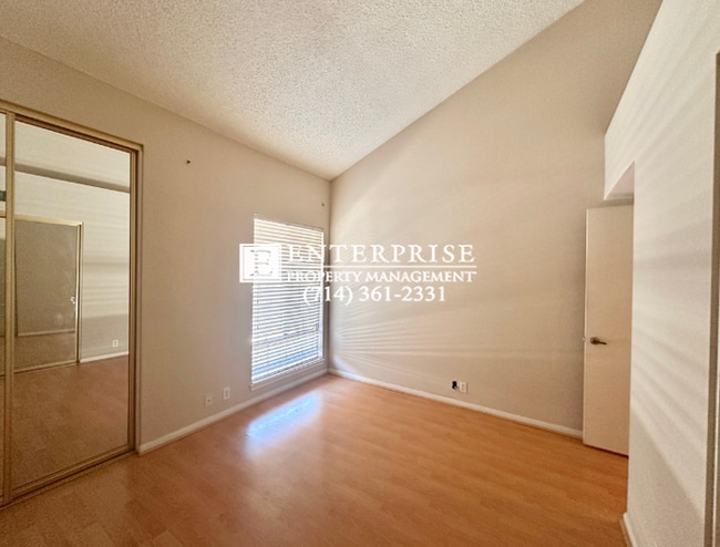Building Photo - Move-In Ready Gem: Charming 1-Bedroom and Loft in Rancho Santa Margarita