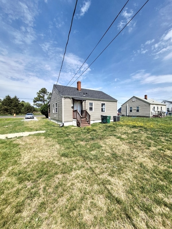 Building Photo - 2917 Creighton Rd