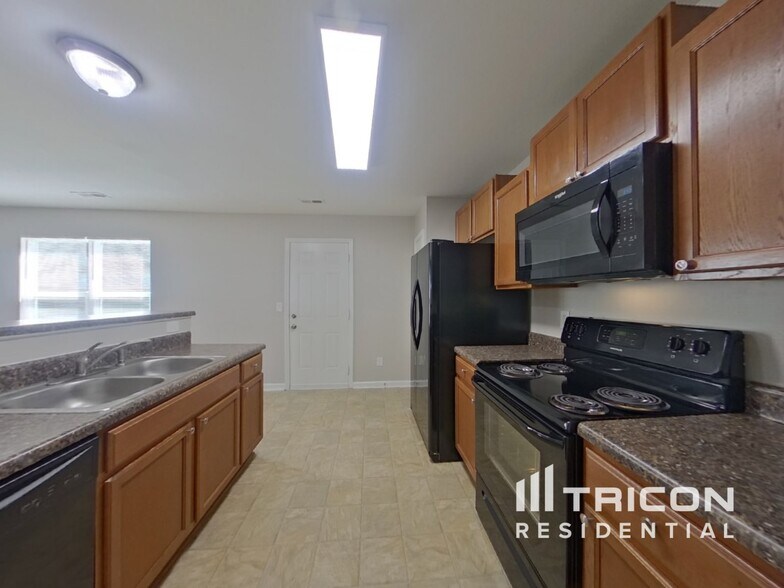 Building Photo - 537 Gentle Breeze Ln