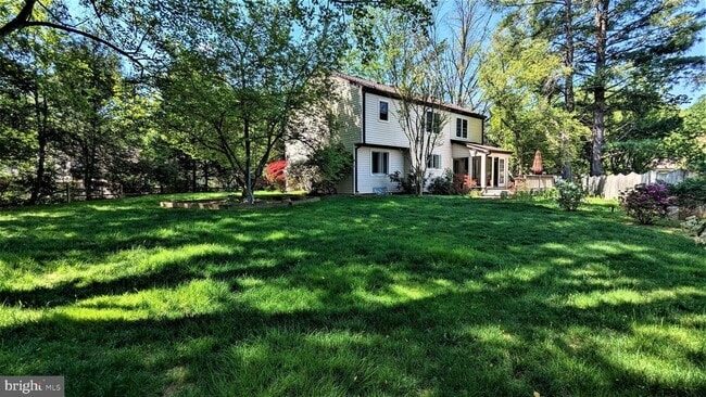 Building Photo - 1835-1835 Batten Hollow Rd