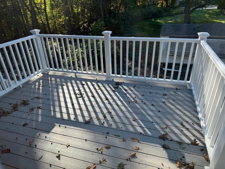 Building Photo - 8 Elton St