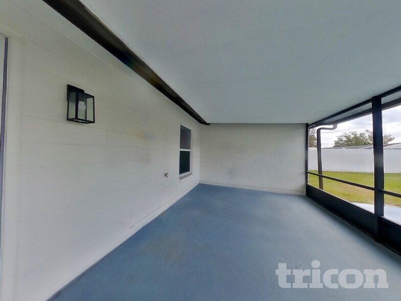 Building Photo - 15808 Deep Creek Ln