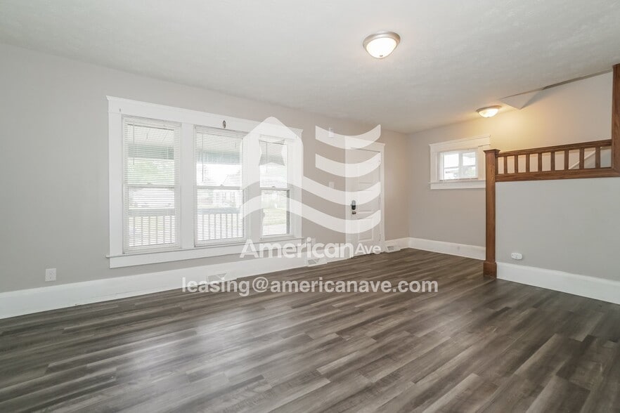 Building Photo - 247 27th St NW