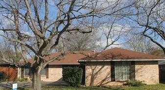 Building Photo - 10623 Golden Quail Dr