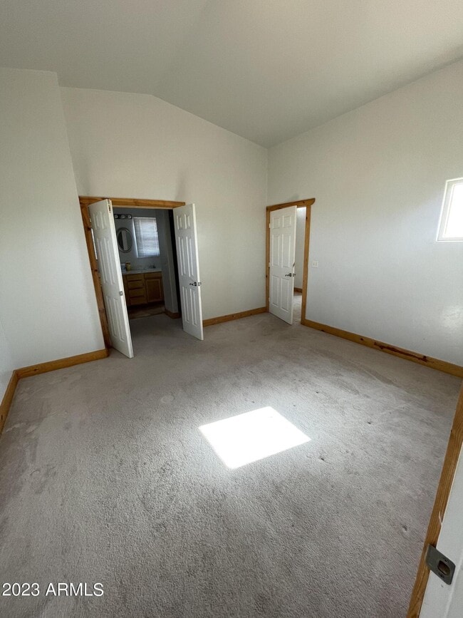 Building Photo - 4101 Santa Fe Ave