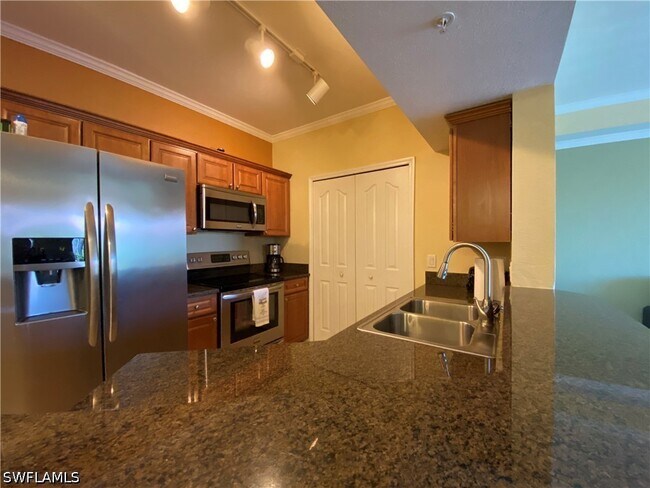 Building Photo - 12970 Positano Cir