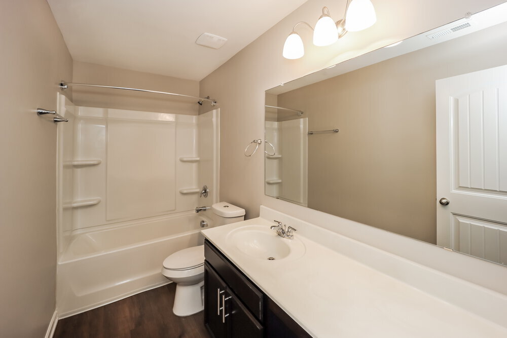 Building Photo - 5259 Cantbury Way