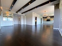 Building Photo - 49 Briar Hollow Ln