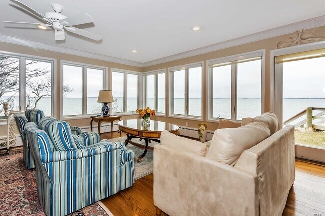 Building Photo - 4170 Peconic Bay Blvd