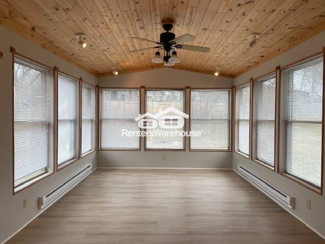 Building Photo - 651 Croixwood Pl