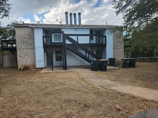 Building Photo - 3804 Rocky Hollow Trl