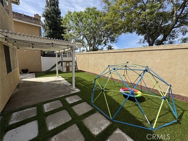 Building Photo - 980 Acorn Ln