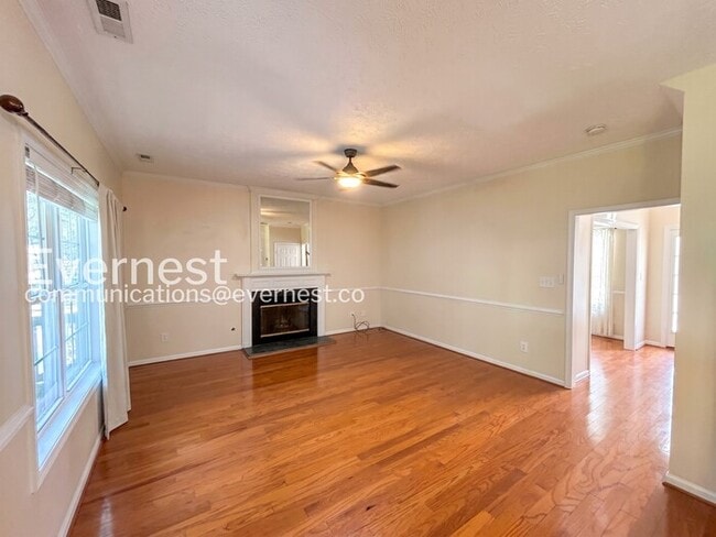 Building Photo - 4 Bed - 2.5 Bath Spacious Home with Modern Amenities and Community Perks / Available Now!