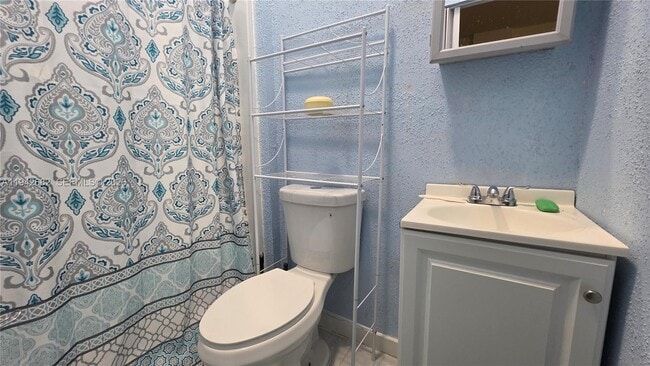 Building Photo - 1601 SE 17th St