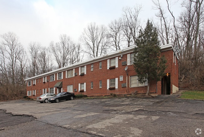 Building Photo - Mahogany Hills