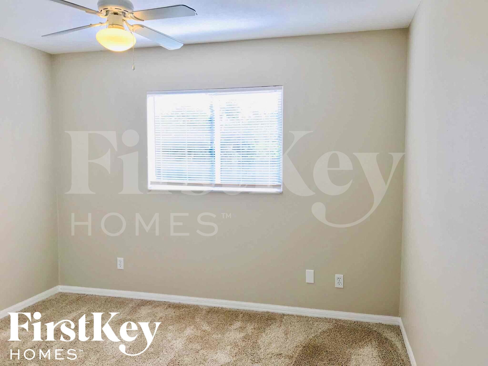 Building Photo - 3807 25th St SW