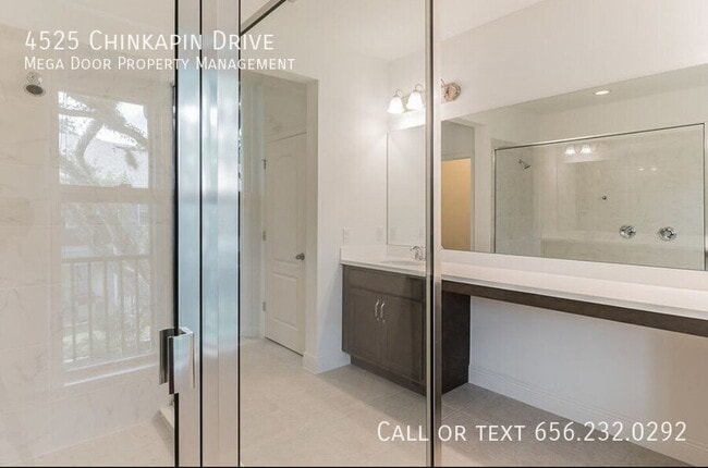 Building Photo - 4525 Chinkapin Dr