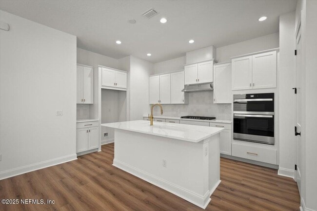 Building Photo - 196 Zephyr Dr