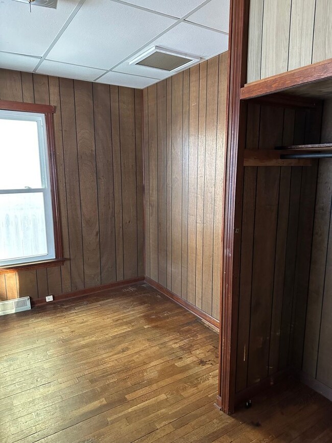 Building Photo - Renovated Home Near Aggieville, K-State & City Park