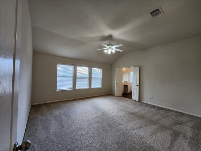 Building Photo - 15135 Heron Meadow Ln