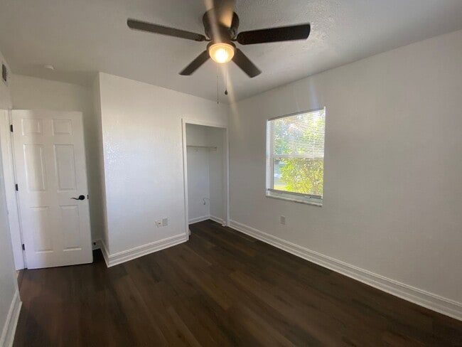 Building Photo - 21995 Catherine Ave