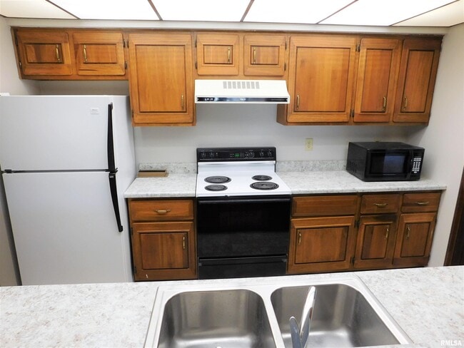 Building Photo - 1013 E Jackson St