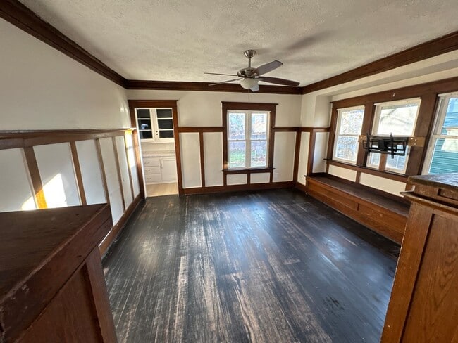 Building Photo - 3511 N 22nd St