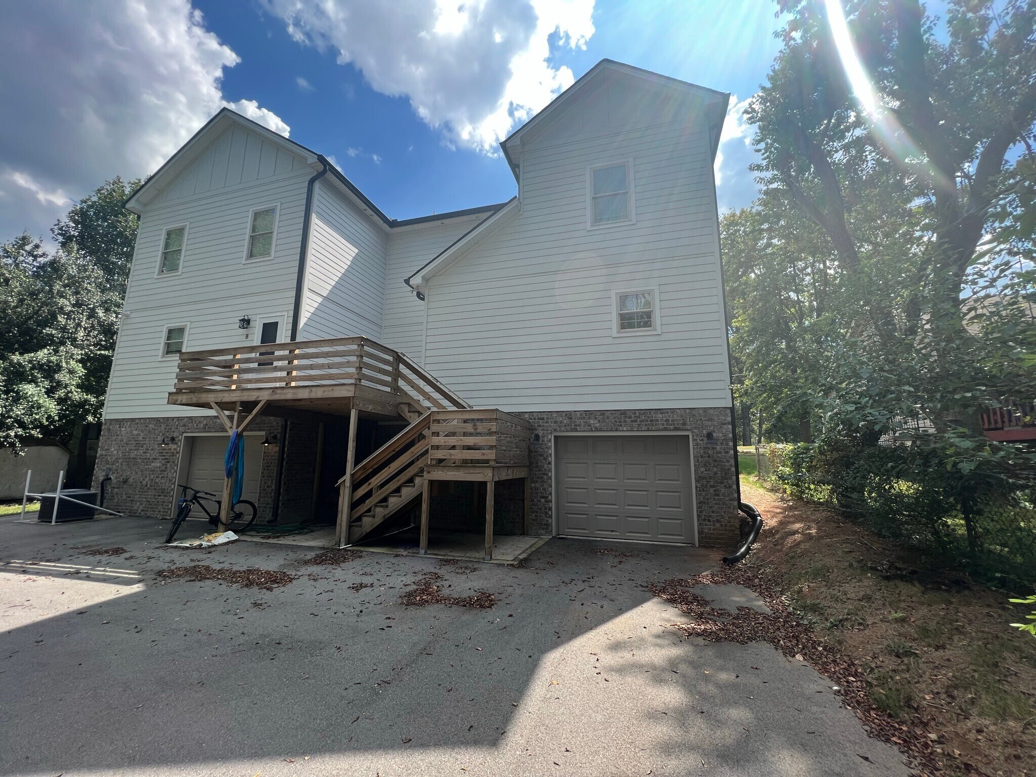 Building Photo - 711 Ewing Blvd