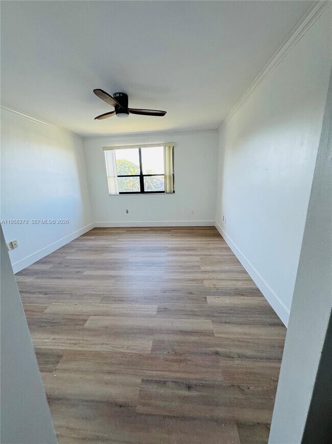 Building Photo - 1101 SW 122nd Ave