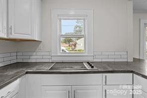 Building Photo - 765 N Church St