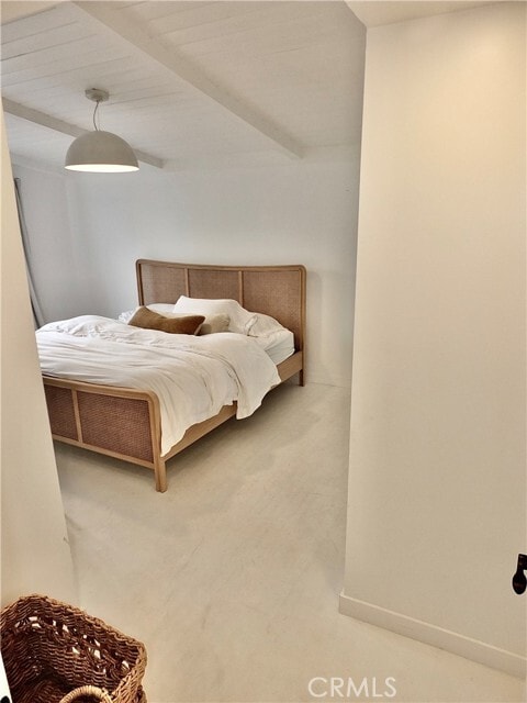 Building Photo - 220 Loyola Rd