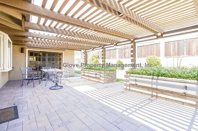 Building Photo - Charming 4-Bedroom Placentia Home with Fireplace, Covered Patio & Fresh Updates