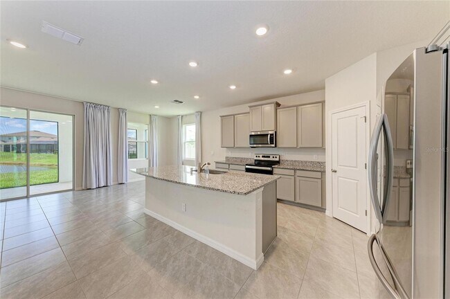 Building Photo - 12432 Dora Trl