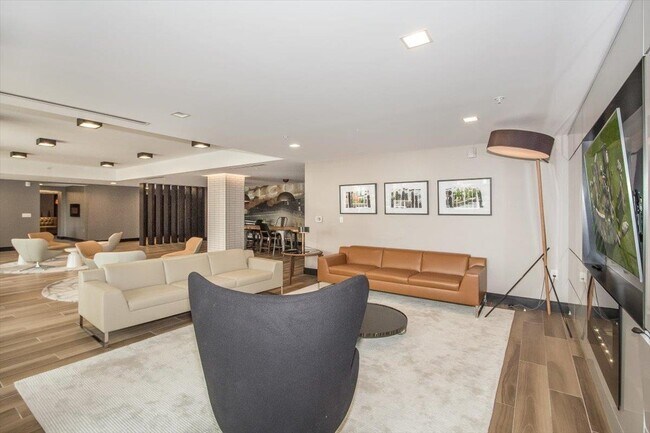 Building Photo - 1400 Hudson St