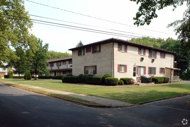 Building Photo - Sutton Place Apartments