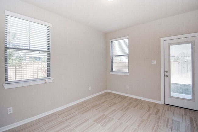 Building Photo - 7643 Green Bulrush Wy