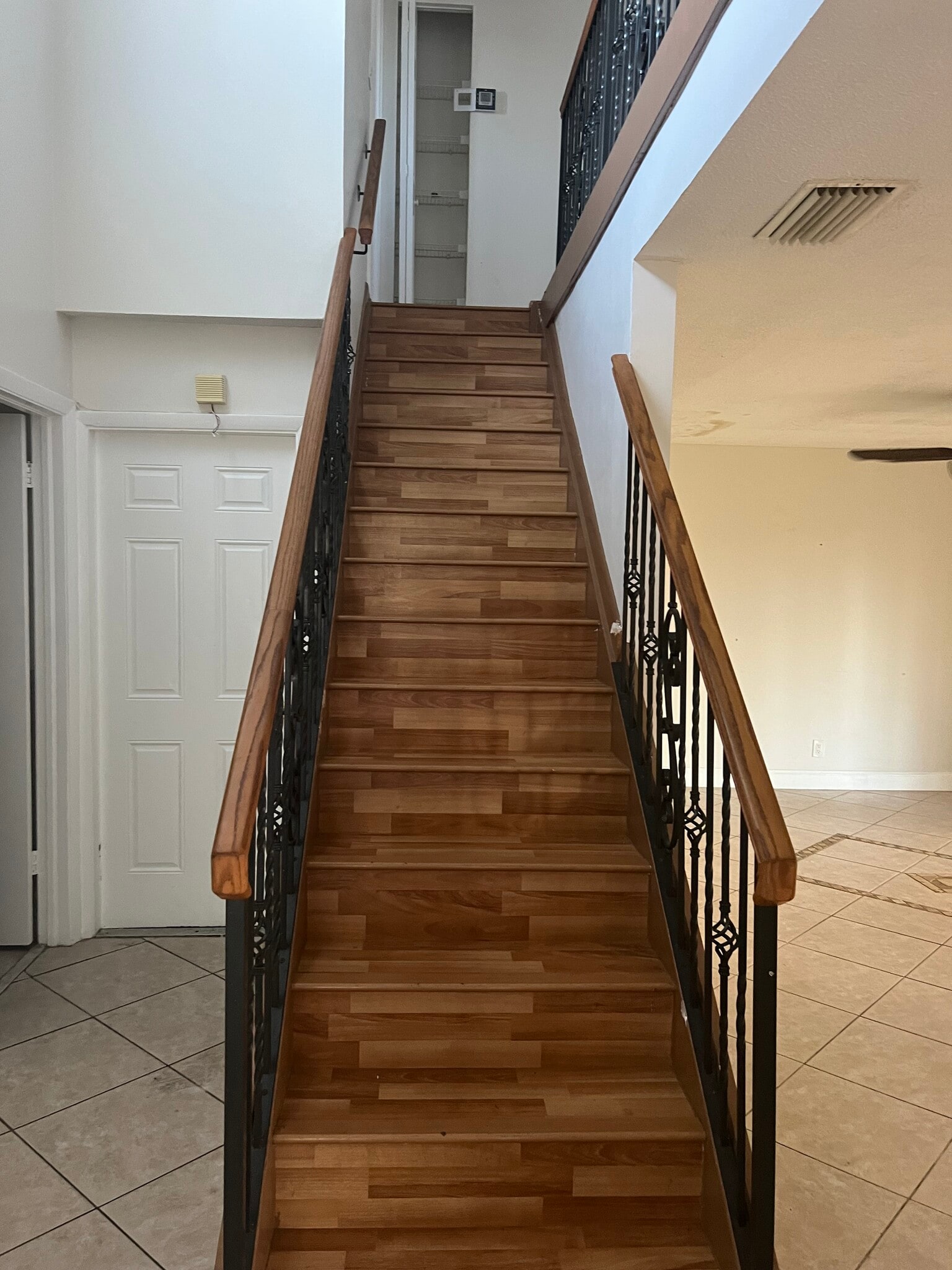 Building Photo - 5652 Strawberry Lakes Cir