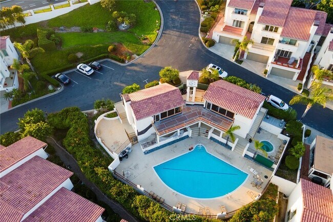 Building Photo - 23276 Atlantis Way