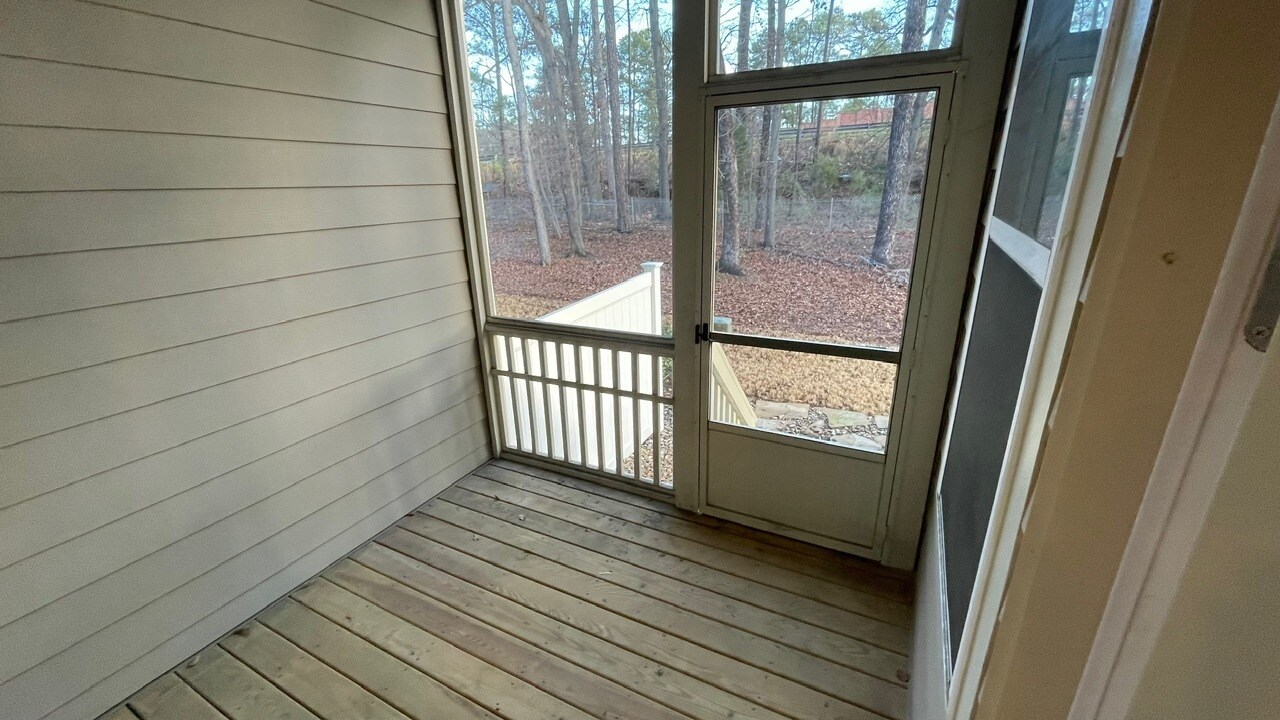 Building Photo - 831 Bankston Wds Wy