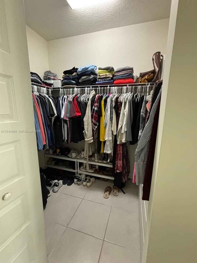 Building Photo - 4636 NW 84th Ave